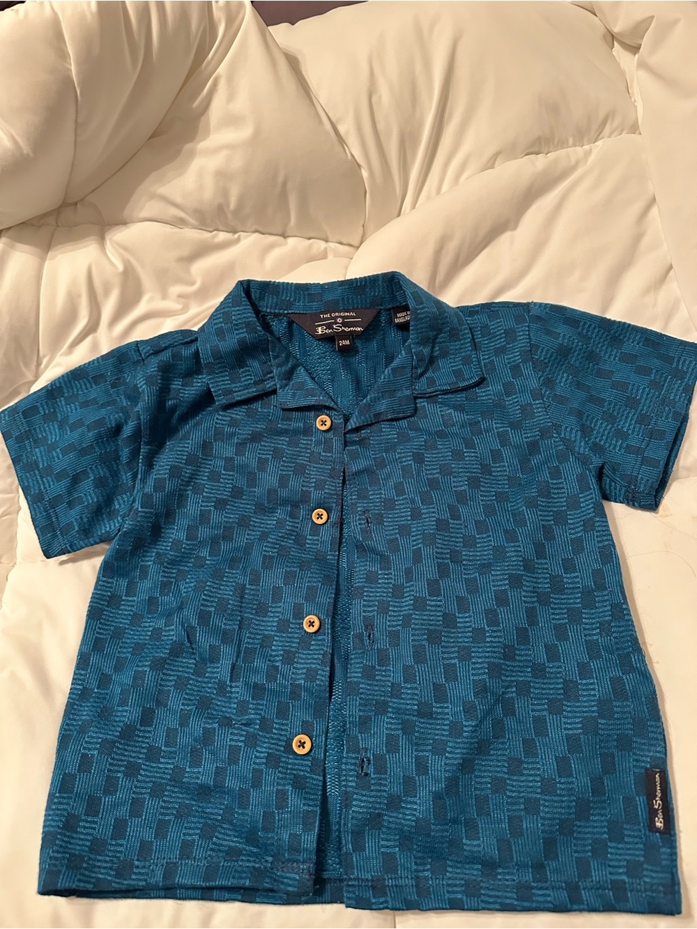Ben Sherman Teal Blue Geometric Short-Sleeve Button-Down Shirt with pants